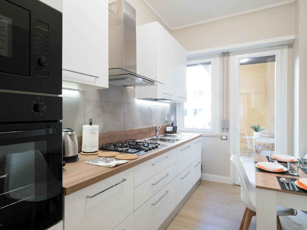 50 Apartments Rom Eksteriør billede